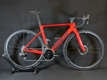 Brugt Giant Propel Advanced Pro 1 2023 2023 Road & Gravel