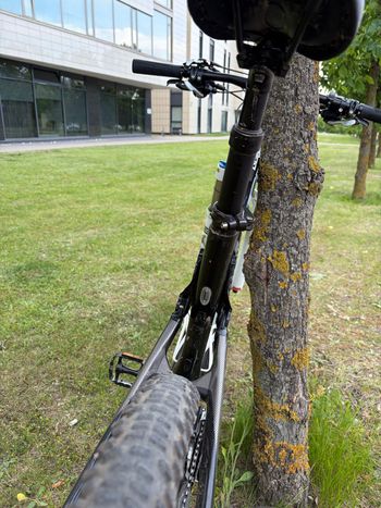 Scott Genius LT 710 Plus 2017 2017 Mountainbike usato, Nero — immagine 14 di 21