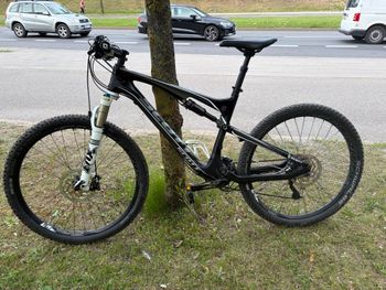 Scott Genius LT 710 Plus 2017 2017 Mountainbike usato, Nero — immagine 2 di 21