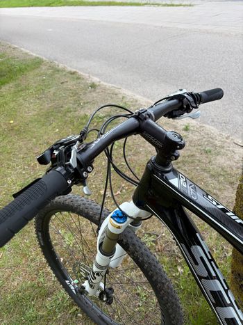 Scott Genius LT 710 Plus 2017 2017 Mountainbike usato, Nero — immagine 9 di 21