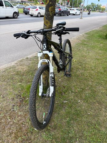 Scott Genius LT 710 Plus 2017 2017 Mountainbike usato, Nero — immagine 3 di 21