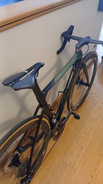 Used Merida REACTO 8000 2023 2023 Road & Gravel, Black — image 2 of 14