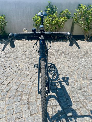 Käytetty Trek Domane AL 2 2023 2023 Road & Gravel — kuva 7 / 11