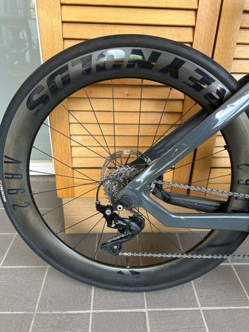 Used Canyon Speedmax CF 7 2024 2024 Road & Gravel, Black — image 10 of 12