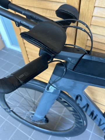 Used Canyon Speedmax CF 7 2024 2024 Road & Gravel, Black — image 5 of 12