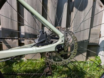Used Giant Revolt 1 2021 2021 Road & Gravel, Green — image 8 of 14