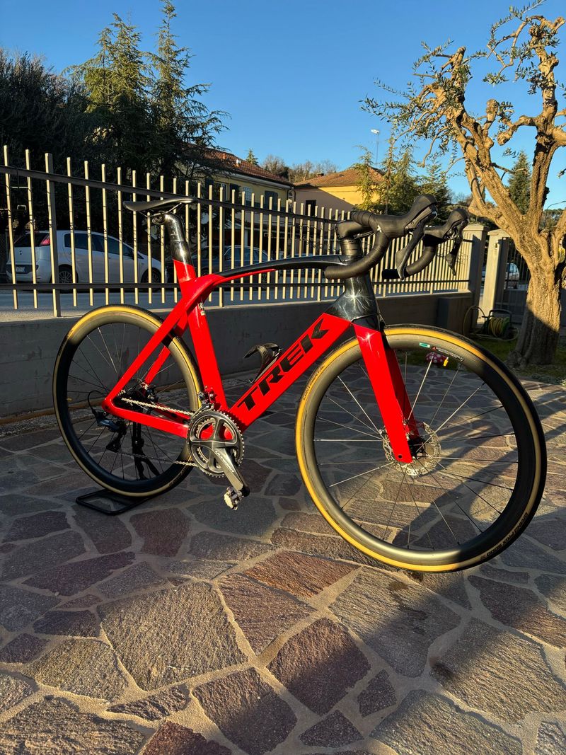 Used Trek Madone SL 6 2021 2021 Road & Gravel