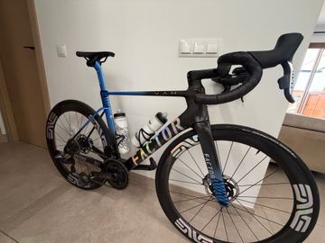 Used Factor Ostro SRAM Red eTap AXS 2026 Road & Gravel, Blue — image 9 of 13