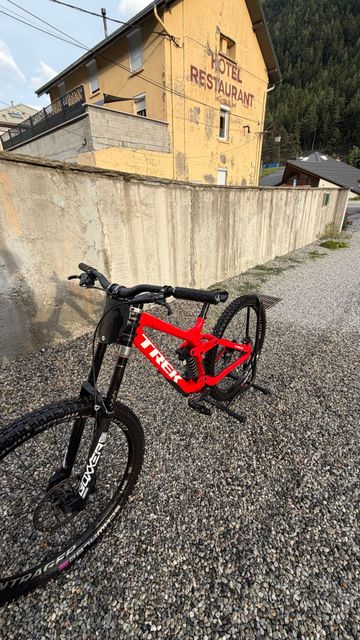 Tweedehands Trek Session 9.9 Carbon 2020 Mountainbike — afbeelding 3 van 8