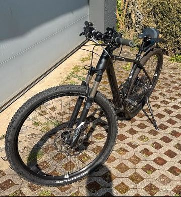Używany CUBE RACE ONE 2018 2018 Mountainbike — zdjęcie 2 z 11