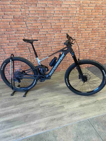 Mondraker NEAT R 2024 2024 Mountainbike usato, Grigio chiaro — immagine 2 di 3