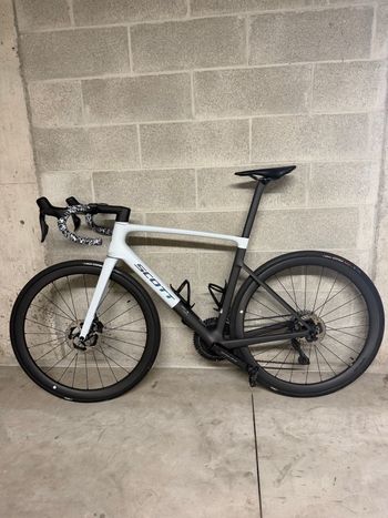 Brugt Scott Addict RC Pro 2025 Frameset 2025 Road & Gravel — billede 2 af 9