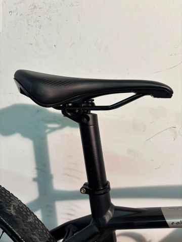 Bianchi Impulso e-Allroad GRX 600 2021 2021 Road & Gravel d'occasion — image 6 sur 15