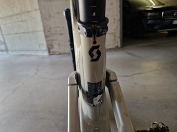 Scott Patron eRIDE 910 2022 2022 Mountainbike de segunda mano, Blanco — imagen 2 de 6