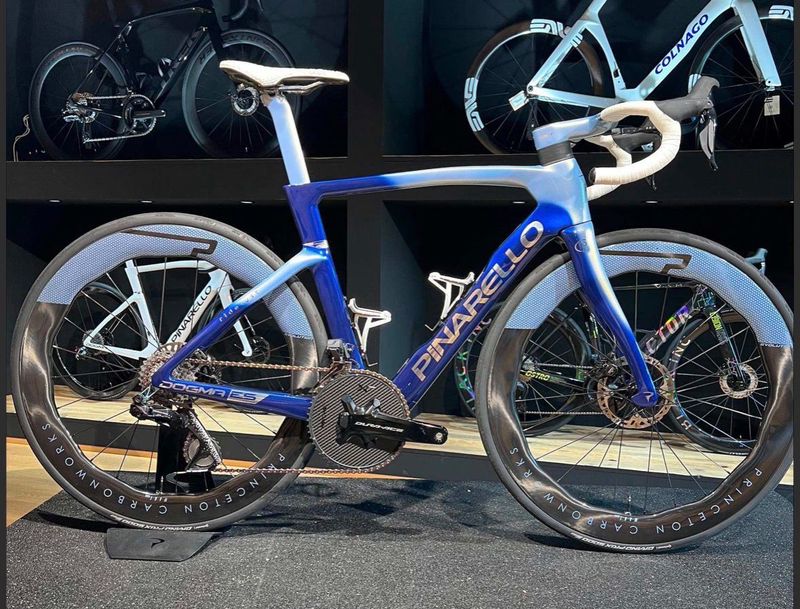 Used Pinarello DOGMA F EDIZIONE SPECIALE GIRO 50 2026 2026 Road & Gravel