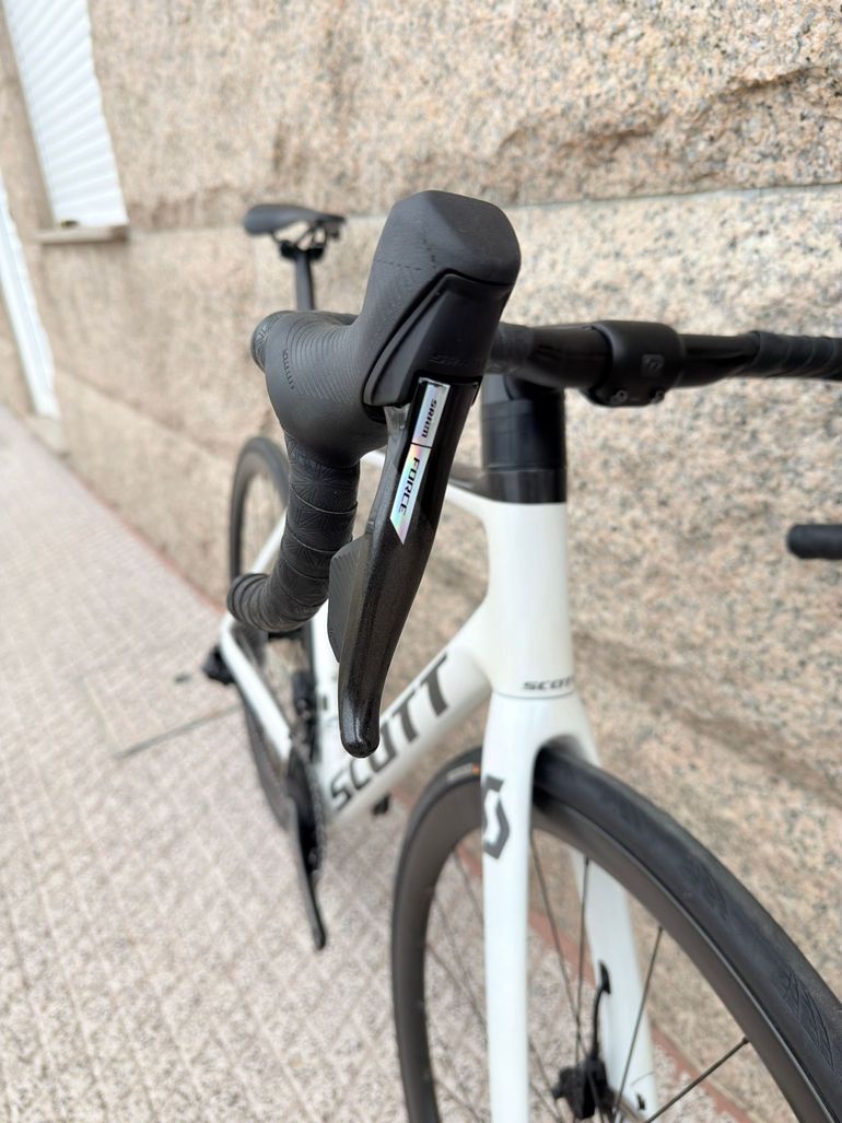 Brugt Scott Addict RC 10 2021 2021 Road & Gravel — billede 3 af 12