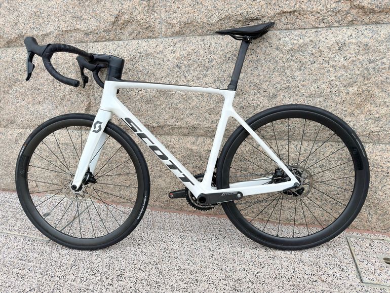 Brugt Scott Addict RC 10 2021 2021 Road & Gravel — billede 2 af 12
