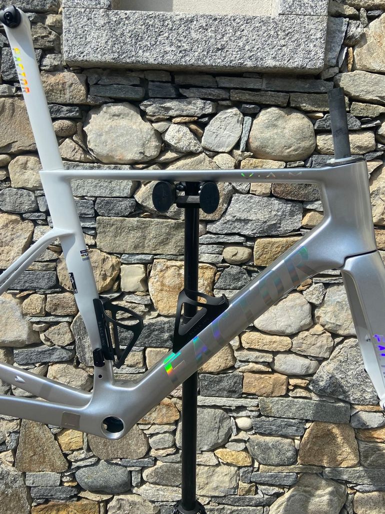 Brugt FACTOR OSTRO VAM ARTIC CHROME 2026 Frameset 2026 Road & Gravel — billede 2 af 17