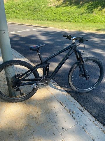 Używany Trek Remedy 7 2019 2019 MTB