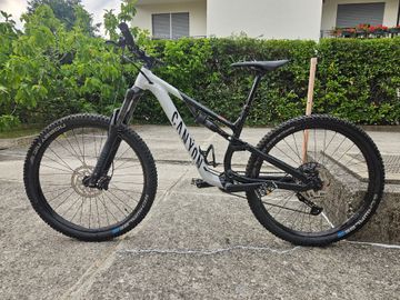 Used Canyon Neuron 5 2023 2023 Mountainbike, White, 27.5 (650B) — image 2 of 10