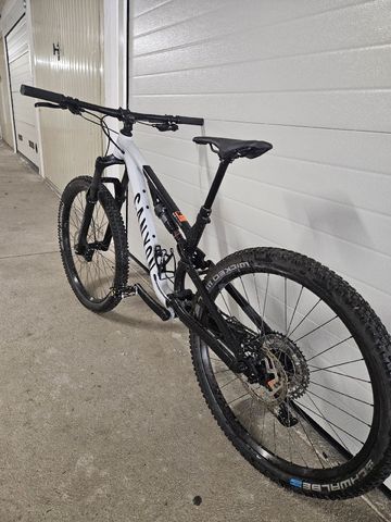 Used Canyon Neuron 5 2023 2023 Mountainbike, White, 27.5 (650B) — image 1 of 10