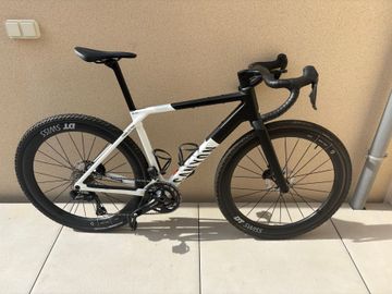 Käytetty Canyon Grail CF SLX 8 Di2 2026 2026 Road & Gravel