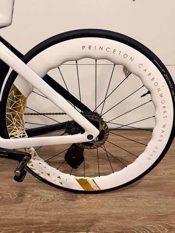 Used Carbon Pro Trek 2025 Urban, White — image 4 of 10