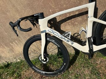 Used Pinarello Dogma Shimano Ultegra Di2 2025 Road & Gravel, White — image 6 of 13