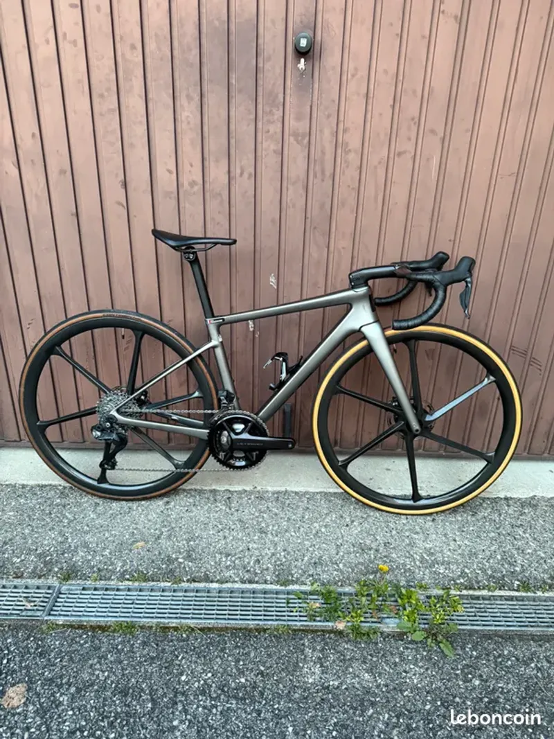Used Enve Melee Premium RED 2025 2025 Road & Gravel
