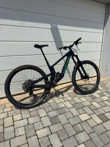 Brugt Santa Cruz MEGATOWER R / Carbon C 2023 2023 MTB