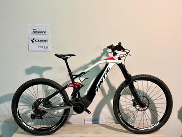 Gebrauchtes Fantic XMF 1.7 2025 2025 Mountainbike, Weiß, 29, 27.5 — Bild 1 von 16