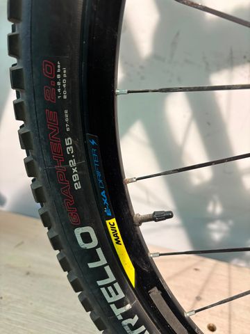 Gebrauchtes Fantic XMF 1.7 2025 2025 Mountainbike, Weiß, 29, 27.5 — Bild 7 von 16