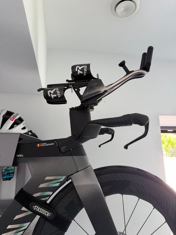 Käytetty Canyon Speedmax CFR Di2 2025 2025 Road & Gravel — kuva 3 / 7