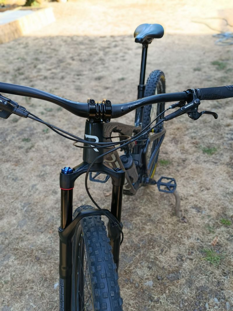 Used Revel V1 2021 MTB