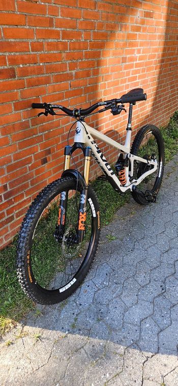 Gebrauchtes Pivot SWITCHBLADE Pro X01 w/ Carbon Wheels 2022 2022 MTB