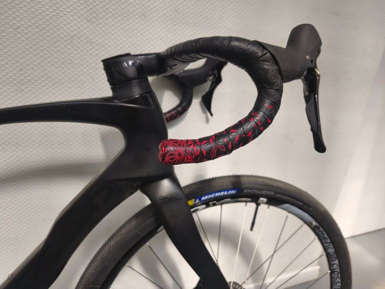 Used Générique Custom Shimano 105 2023 Road & Gravel, Black — image 8 of 12