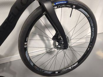 Used Générique Custom Shimano 105 2023 Road & Gravel, Black — image 9 of 12