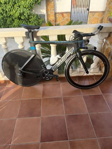 Używany Swift Custom Shimano Ultegra Di2 2017 Road & Gravel