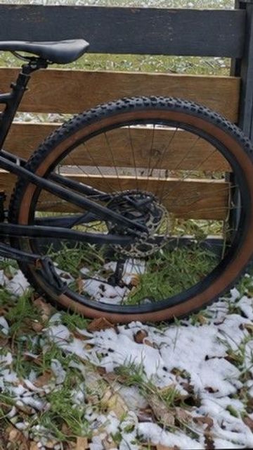 Used Specialized Camber Comp 29 2017 2017 Mountainbike, Black — image 3 of 3
