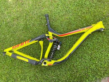 Gebrauchtes Giant Glory 27.5 2 2016 Frameset 2016 Mountainbike, Rot, 27.5 — Bild 2 von 30