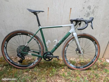 INSPIRE Tarok 2023 Road & Gravel usato