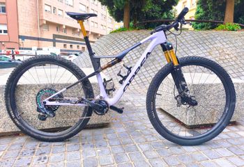 Použité Orbea OIZ M-TEAM XTR 2024 2024 MTB