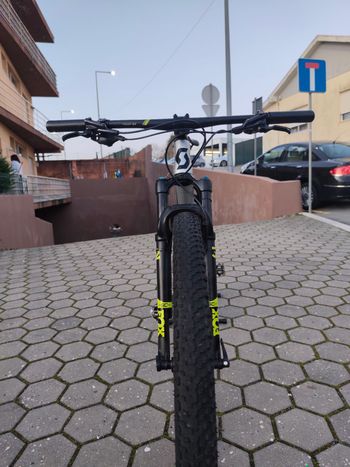 Used Scott Scale 920 2020 2020 Mountainbike, Light Gray, 29 — image 7 of 9