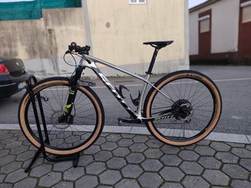 Scott Scale 920 2020 2020 Mountainbike de segunda mano, Gris claro — imagen 2 de 9
