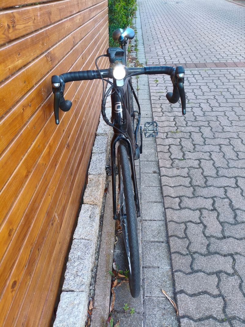 Używany Cannondale Synapse Neo 3 2019 Road & Gravel — zdjęcie 3 z 7