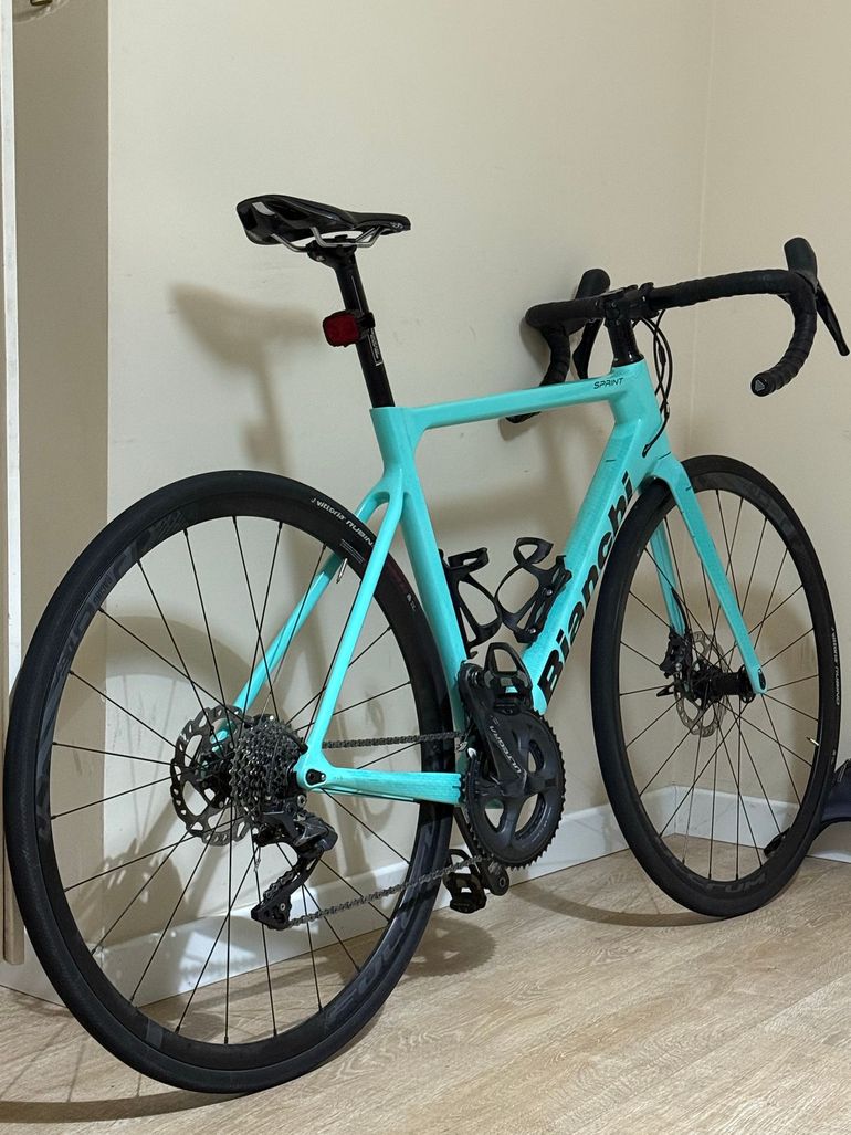 Used Bianchi Sprint Disc Ultegra 2021 – € 1.700 | buycycle