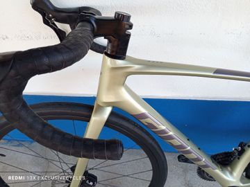 Gebrauchtes Giant Defy Advanced 2 2024 2024 Road & Gravel, Hellgrau — Bild 7 von 11