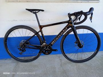 Bianchi Sprint Shimano 105 2023 Road & Gravel usato, Nero — immagine 1 di 8