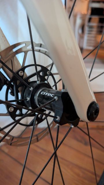 Orbea ORCA M30 2024 2024 Road & Gravel d'occasion — image 5 sur 6