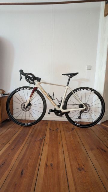Tweedehands Orbea ORCA M30 2024 2024 Road & Gravel